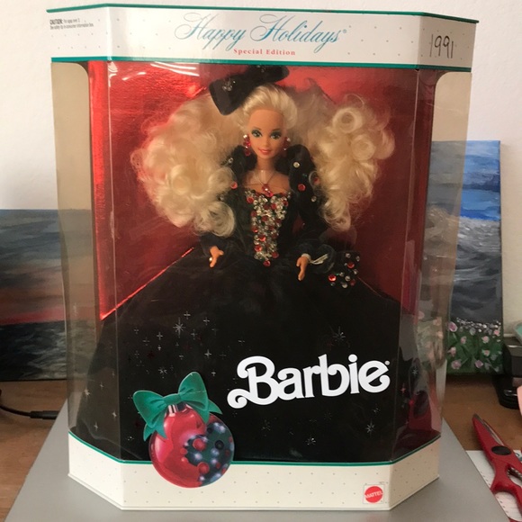 VINTAGE 1991 HOLIDAY BARBIE SPECIAL EDITION NOT REMOVED FROM BOX EXCELLENT COND - Picture 1 of 8